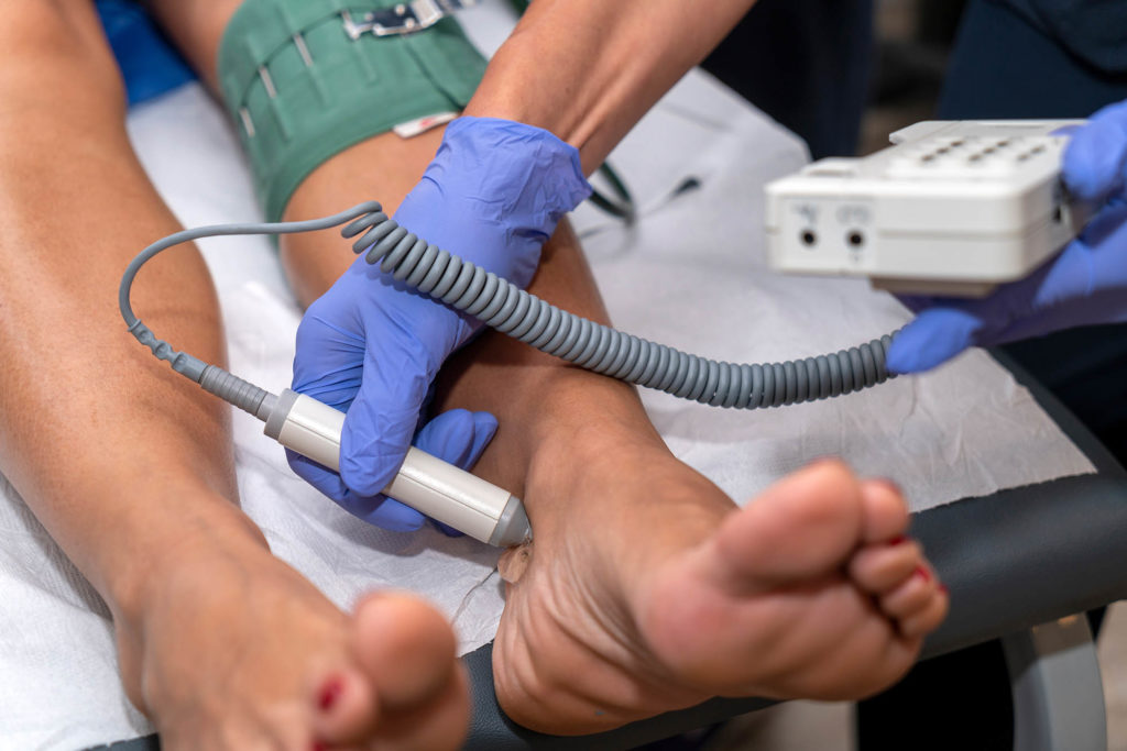 Blood pressure measurement from the popliteal artery leg, Ankle Brachial Index, Cardio‐ankle vascular index, tibial pulse